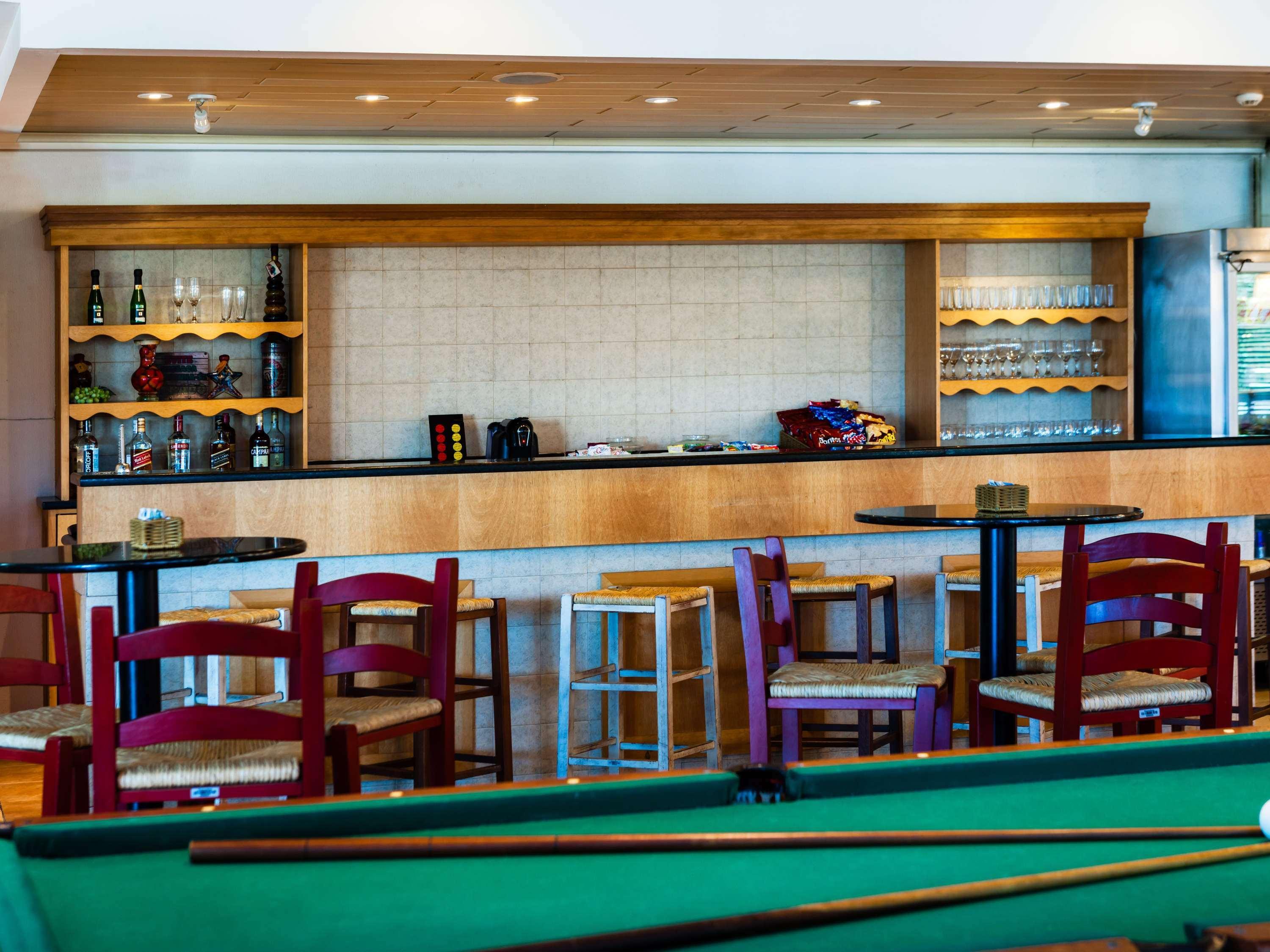 ホテル Ibis Vitoria Aeroporto エクステリア 写真