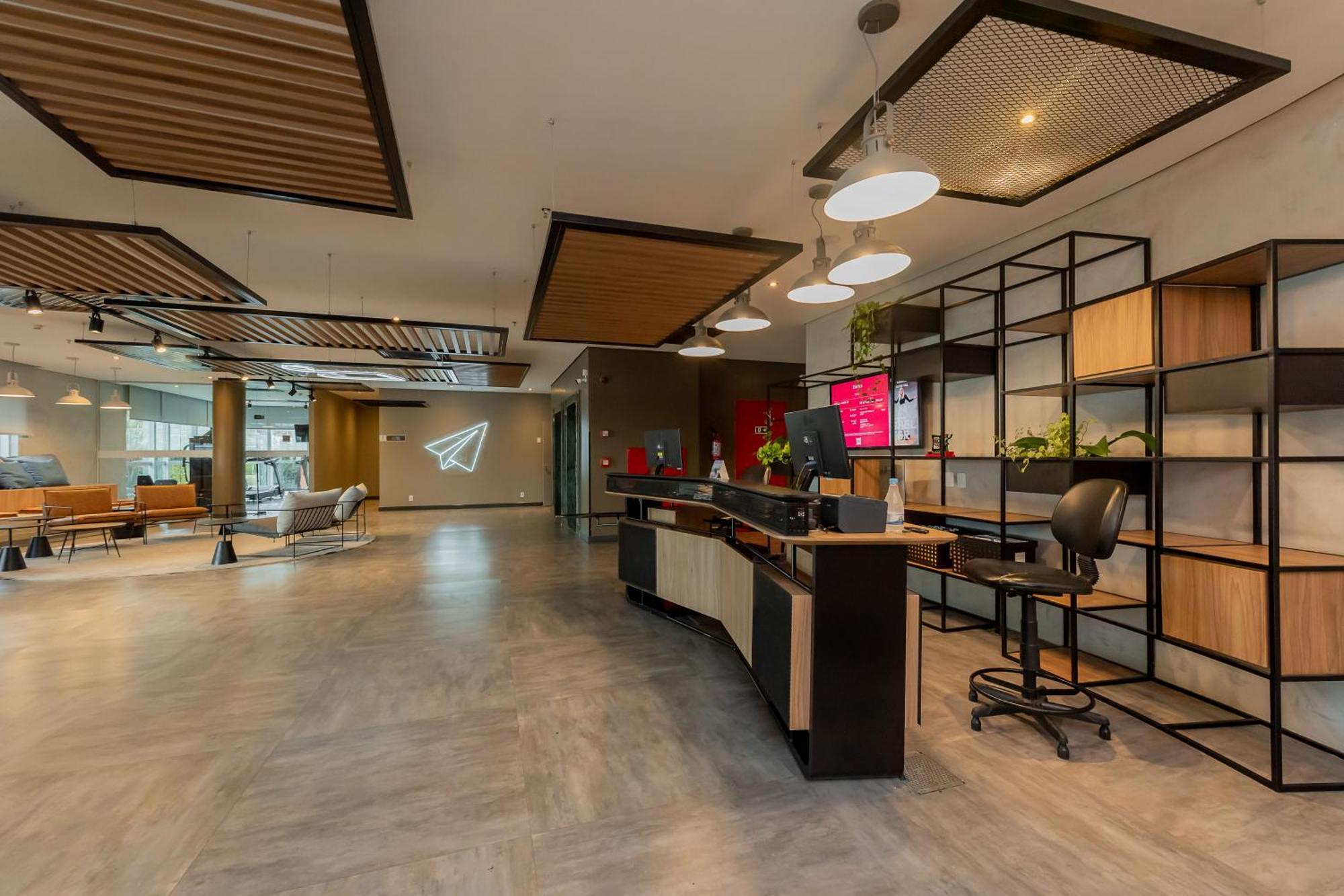 ホテル Ibis Vitoria Aeroporto エクステリア 写真
