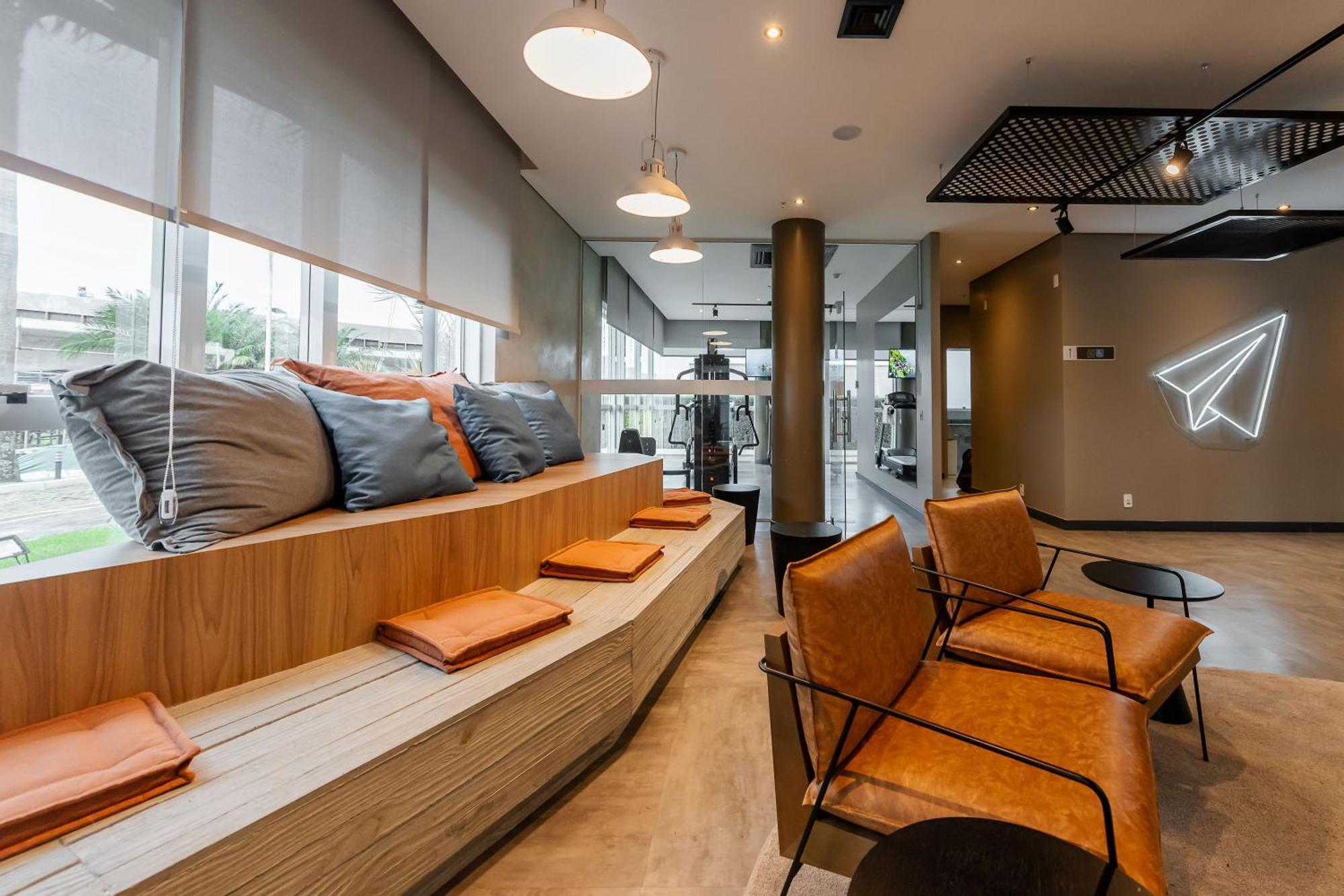 ホテル Ibis Vitoria Aeroporto エクステリア 写真